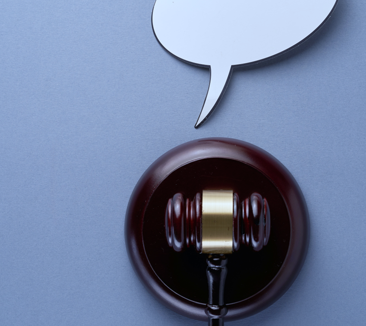 gavel and speech bubble
