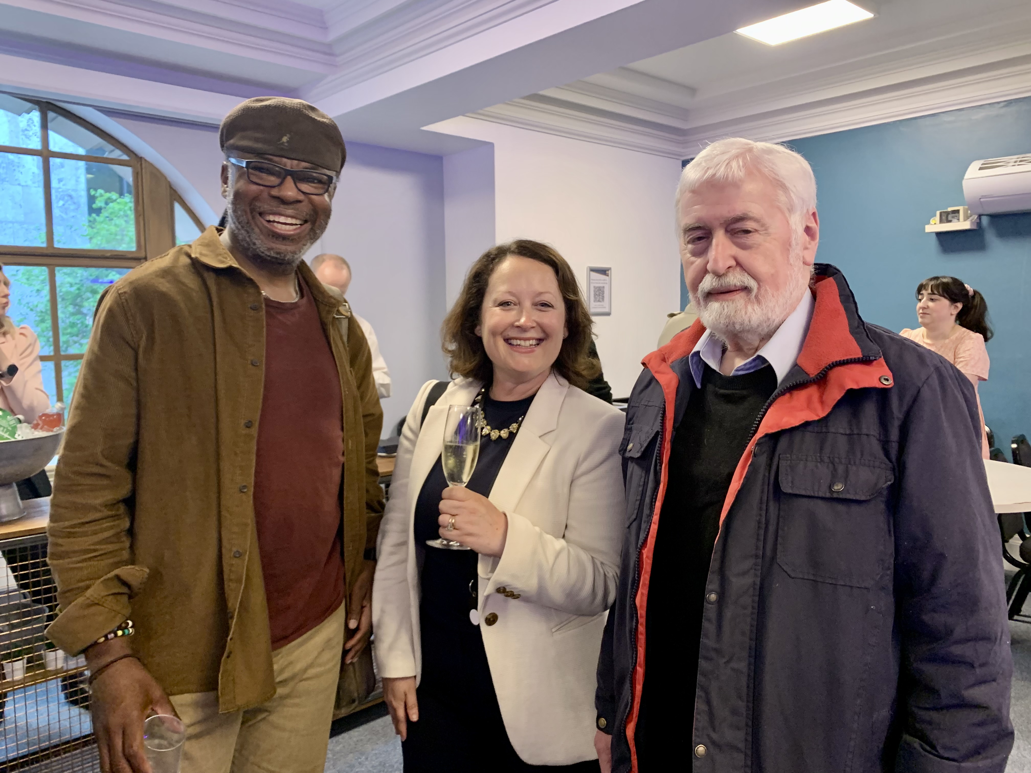 This is the image alt text