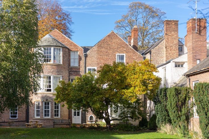 Library Lawn back to Cranmer