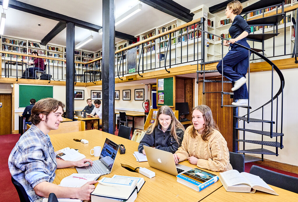 Students studying in the Lowe Library, University College